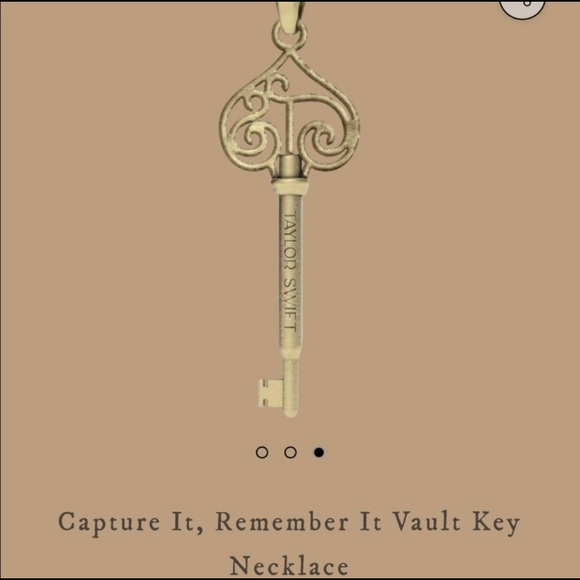 taylor swift fearless key necklace gold jewelry TV - Picture 3 of 13